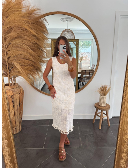 Cleona - robe en dentelle brodée