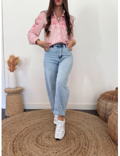 Laura - chemise rose brodée 2