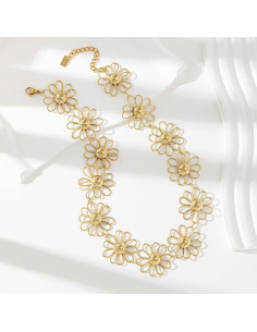 Amanda - collier fleurs dorée 2
