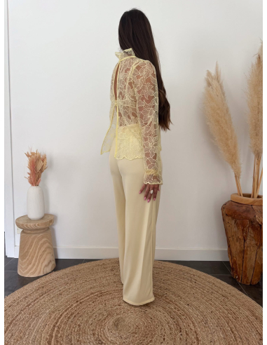Praline - blouse en dentelle jaune